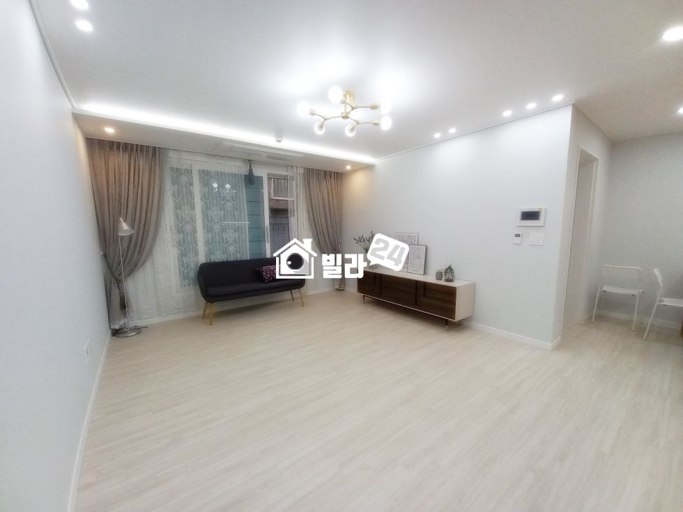 서울 강북구 수유동 ★ 가오리역세권 / 거실주방분리형에 넓은평수 / 붙박이장 / 투룸 가능 북한산전망 굿!! 분양 매물번호 35163 사진 2