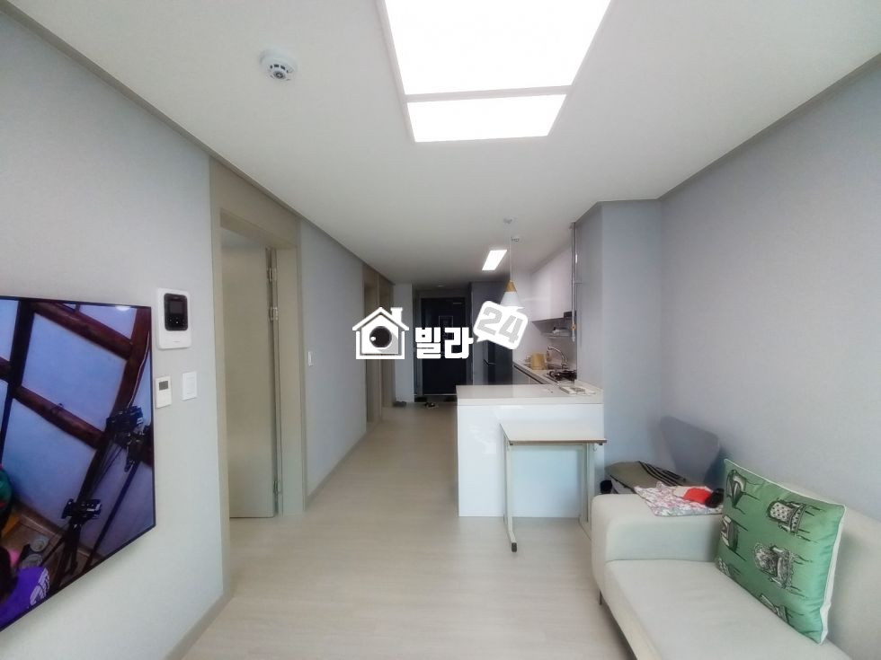 서울 구로구 고척동 ＃ 고척동 귀한매물 / 넓은 투룸 / 일렬 실내주차장 / 초등학교 옆 / 특가 진행중!! 분양 매물번호 35172 사진 5
