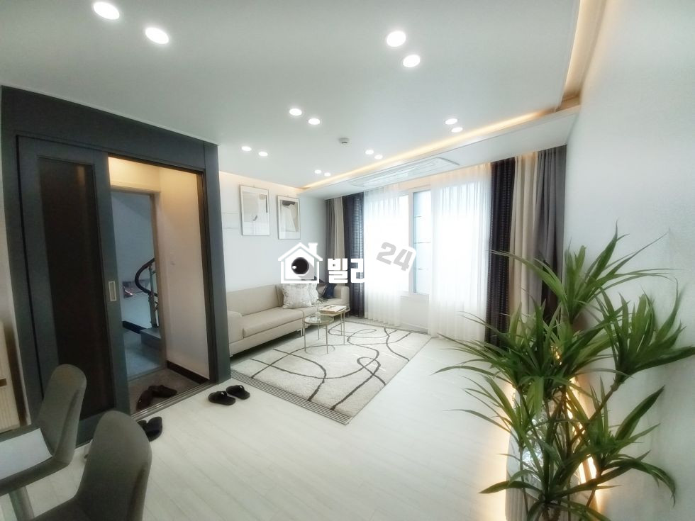 서울 구로구 궁동 ★오류동역세권/인테리어 좋은 쓰리룸/ 좋은 층 얼마 안남았네요/ 전세가능! 요즘 핫한 현장~ 분양 매물번호 35185 사진 1