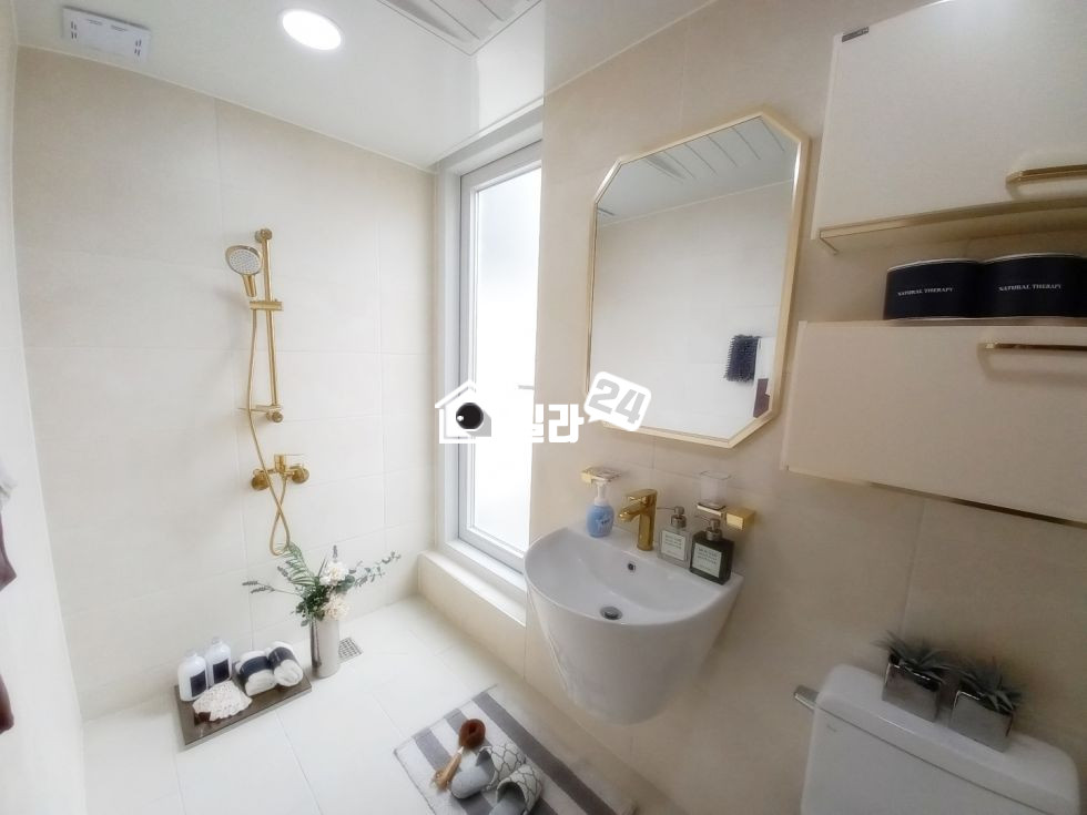 서울 강서구 마곡동 ☆1.5룸 복층 /현관은 주방, 복층은 방 /테라스가 2개? 잔여1세대 / 복층 로망~~! 분양 매물번호 35202 사진 4