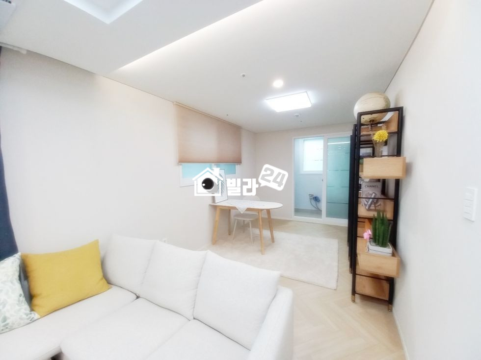 서울 강서구 화곡동 ★화곡역세권 / 아주 귀한 쓰리룸 / 단지 깔끔 / 초등학교 옆 / 핫한 현장!! 분양 매물번호 35213 사진 3