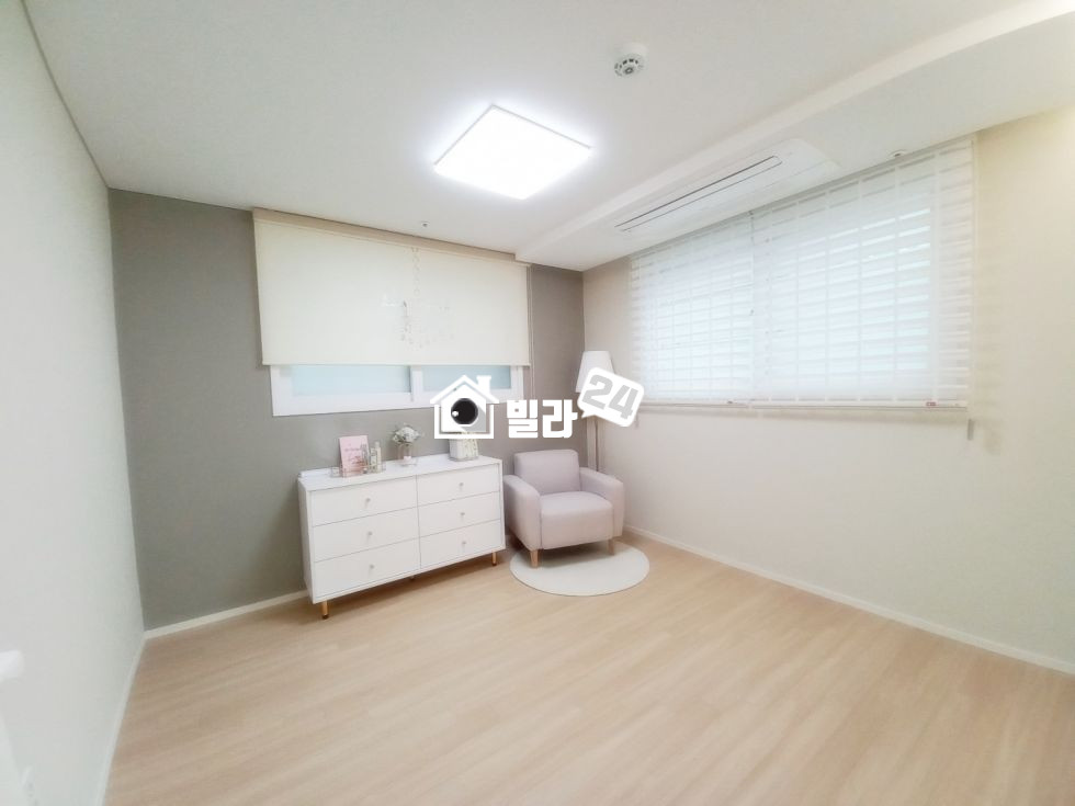 서울 강서구 화곡동 ★화곡역세권 / 아주 귀한 쓰리룸 / 단지 깔끔 / 초등학교 옆 / 핫한 현장!! 분양 매물번호 35213 사진 7