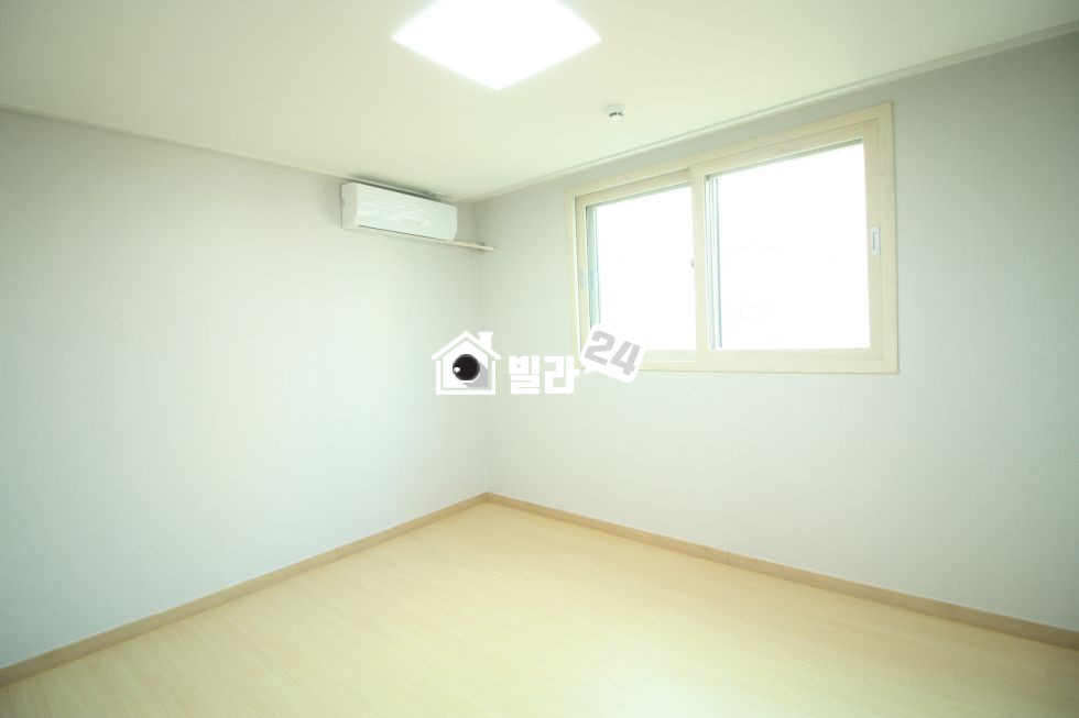 서울 강북구 미아동 ✪✪ 역세권 쓰리룸!!!! 가격좋은집!!!! ✪✪ 삼양역 가까워요~~~!!!!! 다방면으로 신경을 많이 썻어요~~!!!! 삼양초등학교 가까운 좋은 쓰리룸 보러오셔요~~~☎☎☎ 분양 매물번호 33402 사진 4