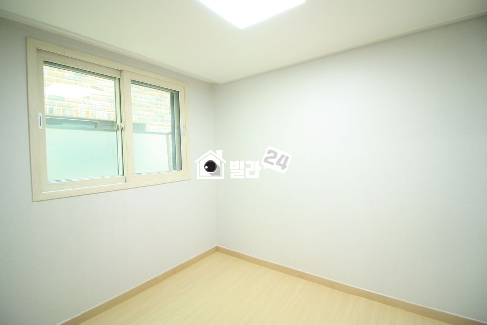 서울 강북구 미아동 ✪✪ 역세권 쓰리룸!!!! 가격좋은집!!!! ✪✪ 삼양역 가까워요~~~!!!!! 다방면으로 신경을 많이 썻어요~~!!!! 삼양초등학교 가까운 좋은 쓰리룸 보러오셔요~~~☎☎☎ 분양 매물번호 33402 사진 5