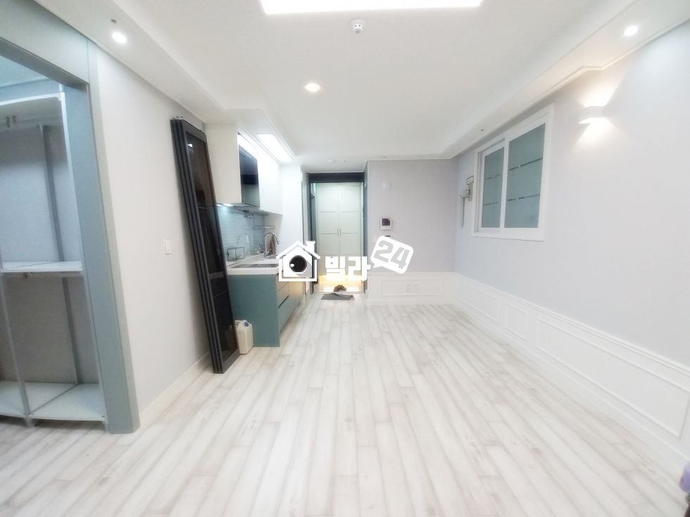 서울 광진구 구의동 !아차산역세권 / 투룸 풀옵션/ 마감특가 / 신혼부부 , 1인가구 전세가능!! 바로 ☎ ☎ ☎ ☎ ☎ 분양 매물번호 35235 사진 3
