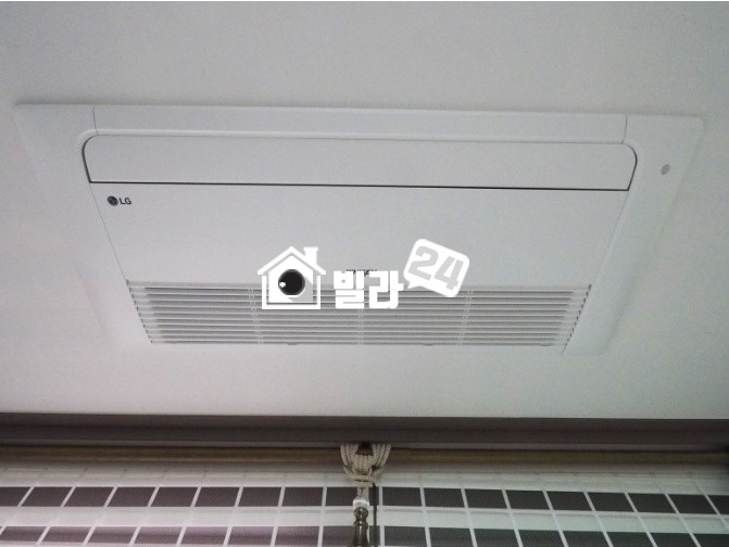 서울 광진구 화양동 ▶▶ 어린이대공원역 거실넓은 예쁜 투룸 ▶▶ 학군 밀집지역 ★★ 위치가 너무너무 좋아요★★ 주민센터 ☞ 우체국 ☞ 세종대학교 ☞ 버스정류장 ☞ 전철역 ☞모두 코앞이라 대중교통 편한 위치의 투룸 이에요~~❣❣❣❣ 분양 매물번호 32831 사진 2