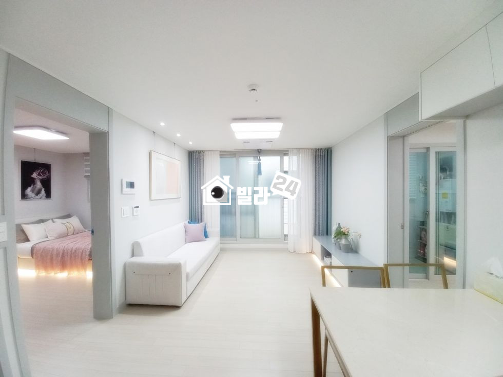 서울 마포구 망원동 ★마포구청역세권 / 넓은 투룸 / 단지 깔끔 / 쓰리룸 잔여2세대!! 분양 매물번호 35247 사진 1