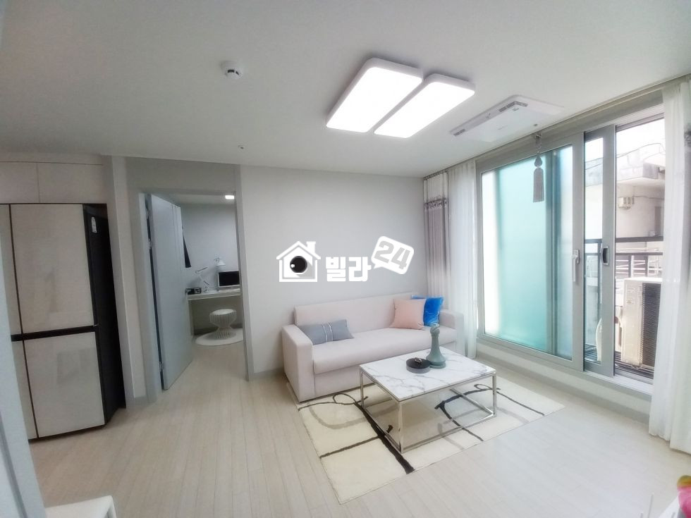 서울 마포구 망원동 @마포구청역세권 / 망원동 귀한 쓰리룸 / 잔여 2세대 / 일렬주차 단지 깔끔하니 좋아요! 분양 매물번호 35248 사진 3