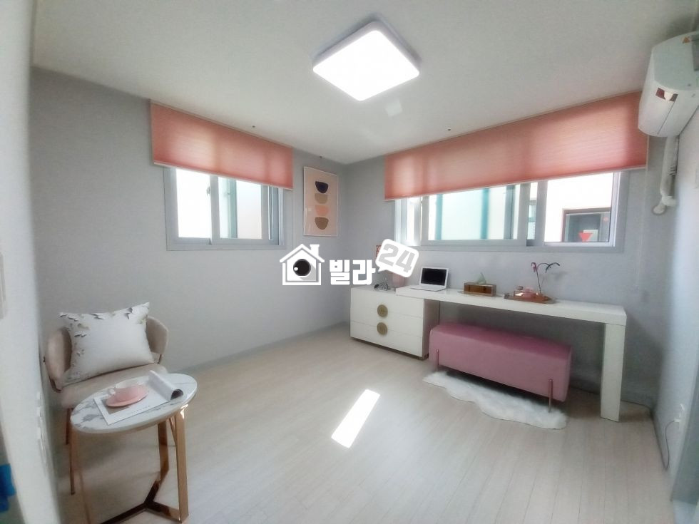 서울 마포구 망원동 @마포구청역세권 / 망원동 귀한 쓰리룸 / 잔여 2세대 / 일렬주차 단지 깔끔하니 좋아요! 분양 매물번호 35248 사진 7