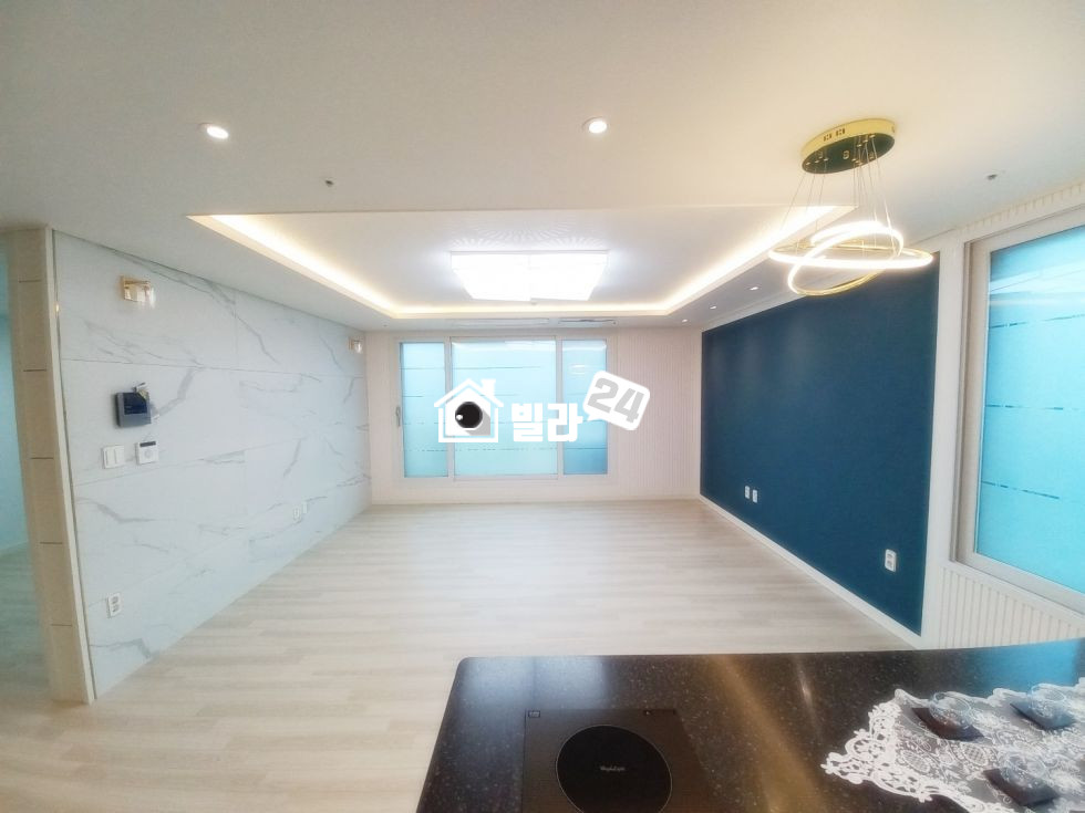 서울 마포구 성산동 성산동 거실주방 끝내주게 넓은 평수! 통베란다 있어요 / 마포구 매물 최대 최다 보유! 분양 매물번호 35252 사진 1