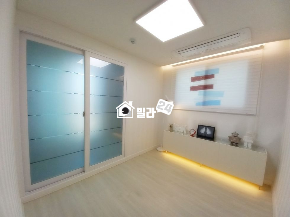 서울 마포구 합정동 ◆ 합정역 더블역세권 / 입지 조건 최적 / 초등학교 옆/ 홈플러스 옆/ 쓰리룸도 있어요!! 분양 매물번호 35256 사진 8