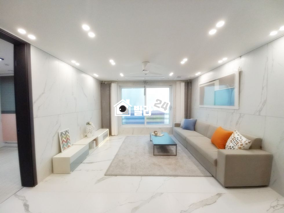 서울 동대문구 제기동 ☆제기동 더블역세권 / 거실 주방 넓게 나온 집 / 다용도실2개 / 아주 넓어요~!!@ 분양 매물번호 35266 사진 1