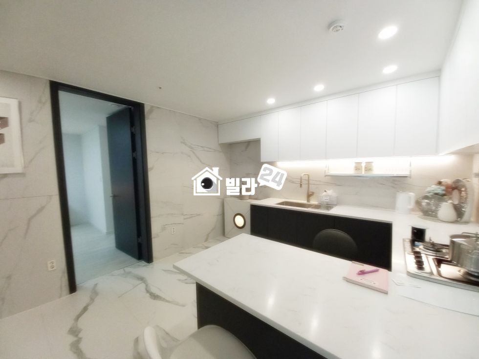 서울 동대문구 제기동 ☆제기동 더블역세권 / 거실 주방 넓게 나온 집 / 다용도실2개 / 아주 넓어요~!!@ 분양 매물번호 35266 사진 8