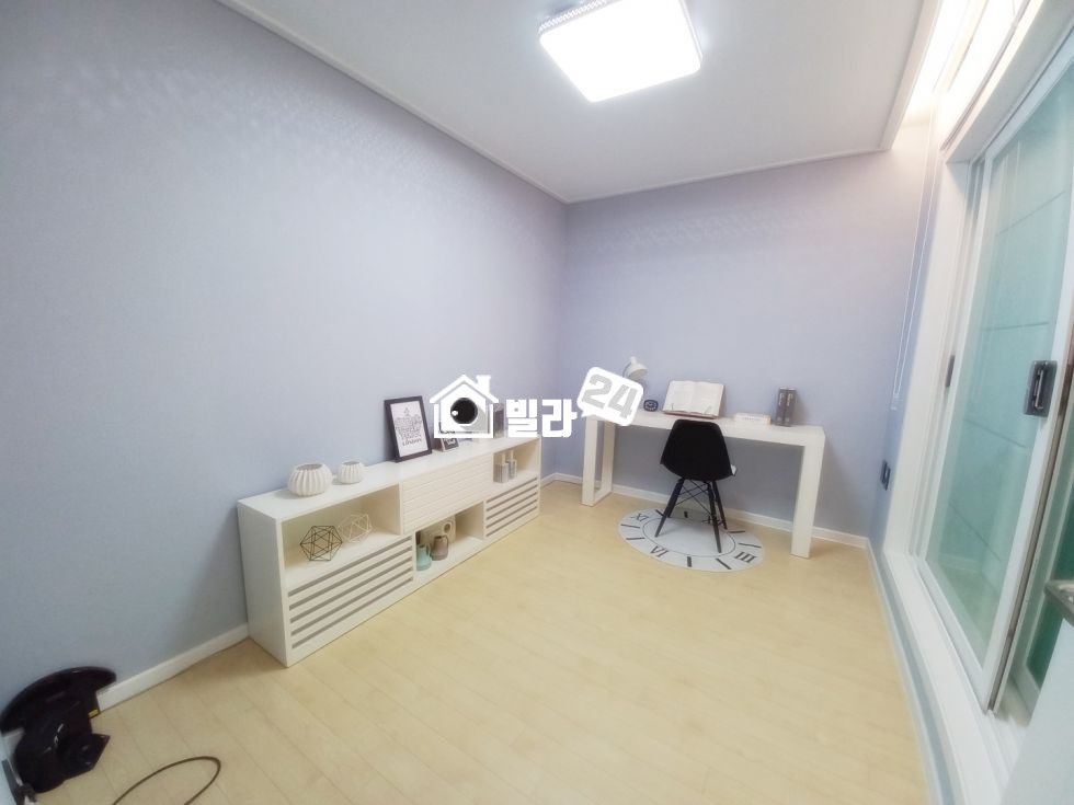 서울 종로구 혜화동 ★한성대입구역세권 / 초등학교 옆 / 혜화동 귀한 쓰리룸 / 거실주방 크게 나욌어요!!! 분양 매물번호 35273 사진 9