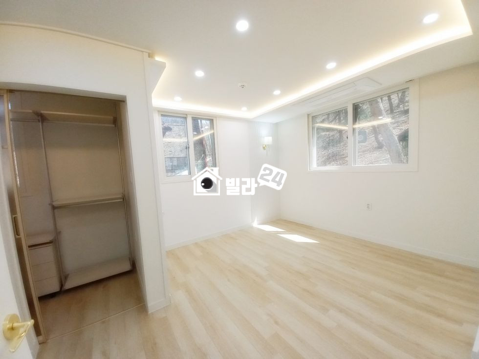 경기 안양만안구 석수동 ★★★ 안양 최고급 복층 / 살면서 이런데 한번 살아봐야죠? 분양 매물번호 35280 사진 8