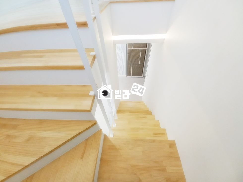 경기 안양만안구 석수동 ★★★ 안양 최고급 복층 / 살면서 이런데 한번 살아봐야죠? 분양 매물번호 35280 사진 10
