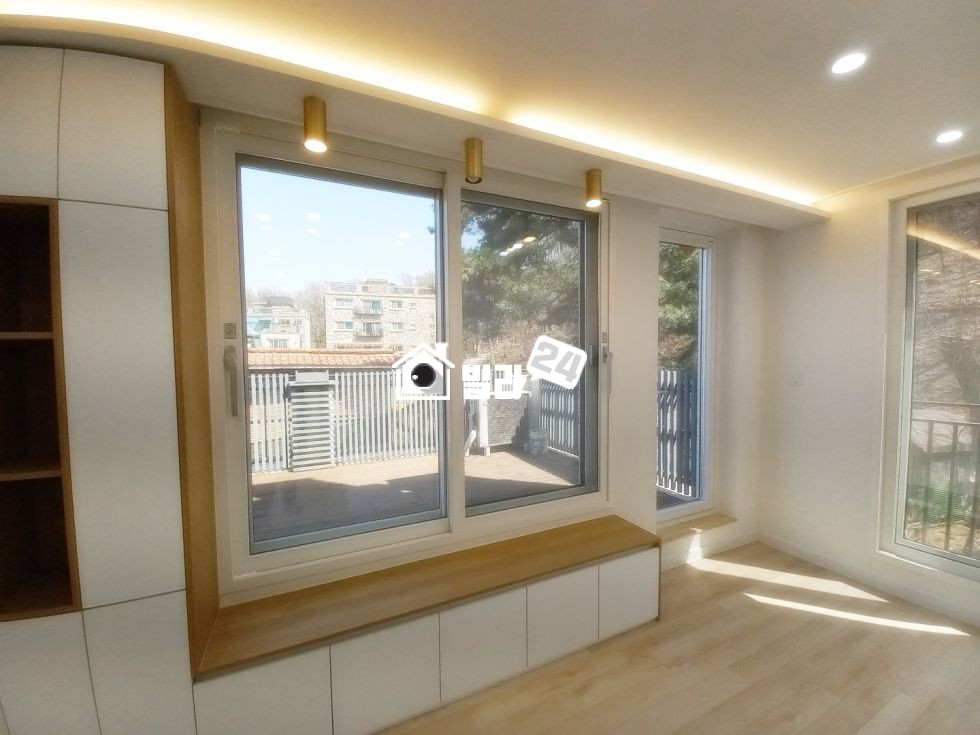 경기 안양만안구 석수동 ★★★ 안양 최고급 복층 / 살면서 이런데 한번 살아봐야죠? 분양 매물번호 35280 사진 15