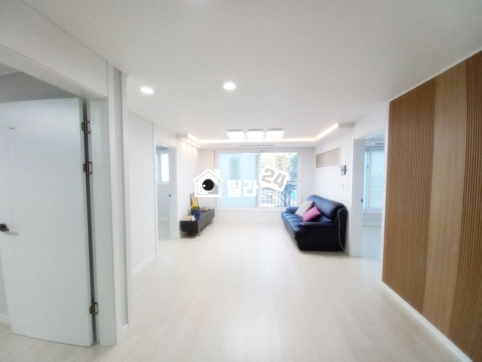 경기 군포시 금정동 ★★ 금정역세권 / 금정동 귀한 쓰리룸 / 거실 넓게 잘나왔어요 / 복층도 있어요~~!!! 분양 매물번호 35287 사진 1