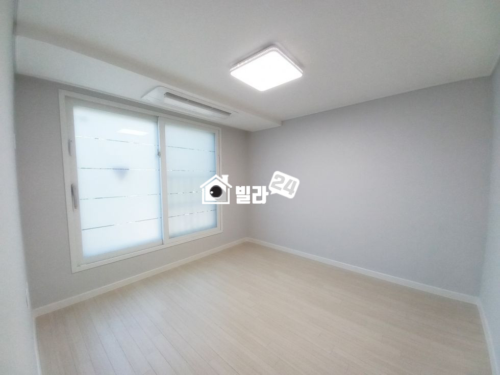 경기 군포시 금정동 ★★ 금정역세권 / 금정동 귀한 쓰리룸 / 거실 넓게 잘나왔어요 / 복층도 있어요~~!!! 분양 매물번호 35287 사진 5