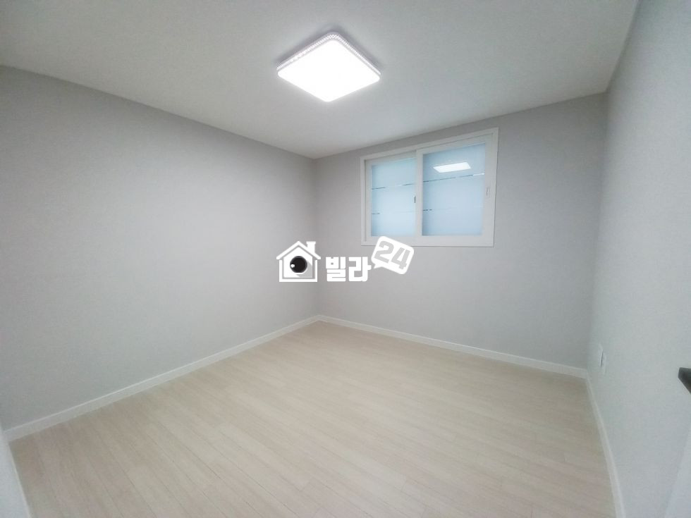 경기 군포시 금정동 ★★ 금정역세권 / 금정동 귀한 쓰리룸 / 거실 넓게 잘나왔어요 / 복층도 있어요~~!!! 분양 매물번호 35287 사진 7
