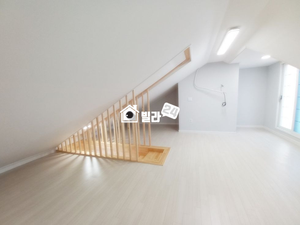 경기 군포시 금정동 ★금정동 3룸 복층?? 가격 너무 좋아요!! 왕테라스 / 대박 현장!! 분양 매물번호 35288 사진 4