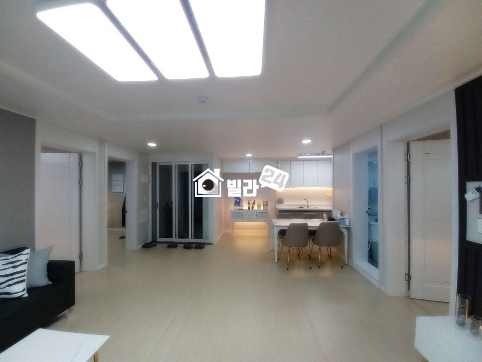 경기 군포시 당동 ◆ 당동 쓰리룸 거실주방 넓은 집 / 군포역 도보가능 / 초등학교 옆 / 군포에서 보기힘든 넓은 평수!! 분양 매물번호 35291 사진 4