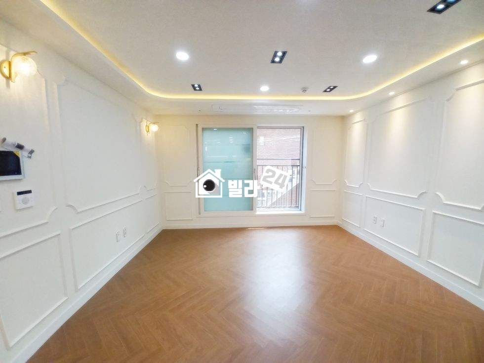 서울 중랑구 망우동 ◆망우동 4룸 / 인테리어 최고 / 초등학교 옆 / 마감 임박!! 바로 ☎ ☎ ☎ ☎ ☎ 분양 매물번호 35338 사진 1