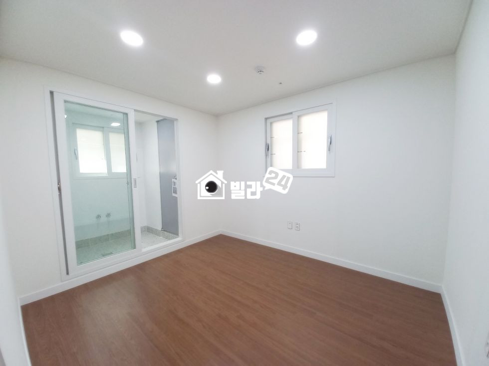 서울 중랑구 망우동 ◆망우동 4룸 / 인테리어 최고 / 초등학교 옆 / 마감 임박!! 바로 ☎ ☎ ☎ ☎ ☎ 분양 매물번호 35338 사진 11