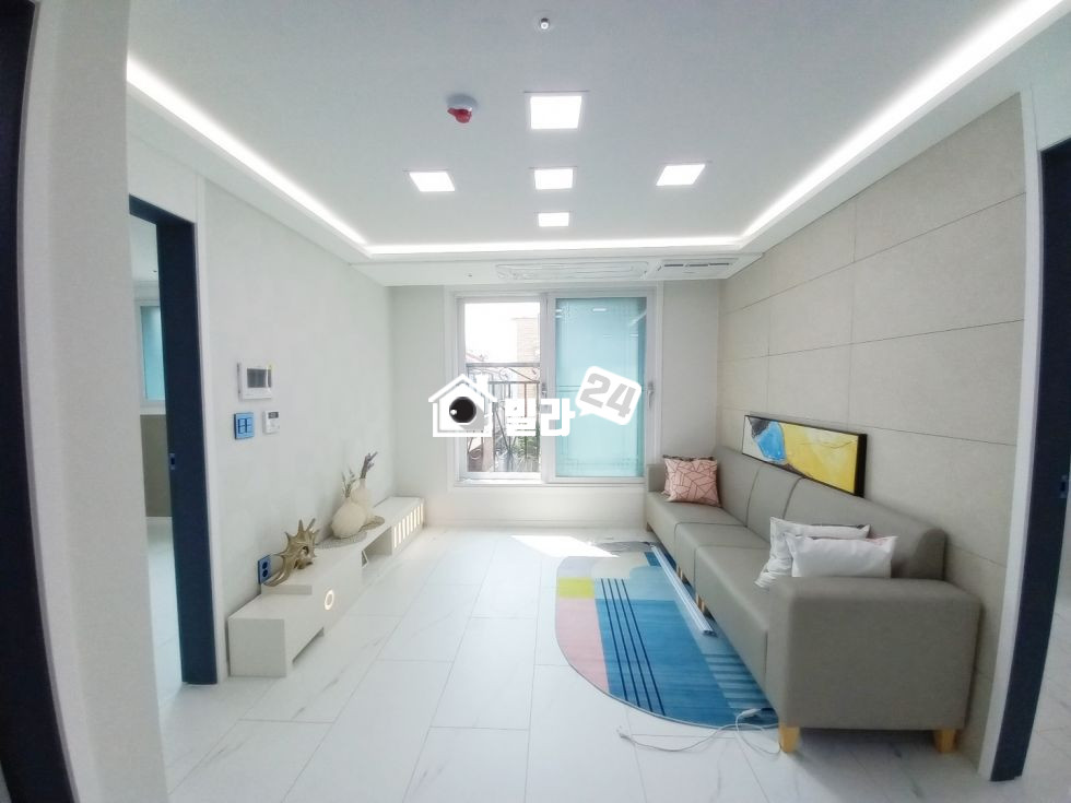 서울 중랑구 망우동 ◈ 망우동 넓게 잘나온 투룸 / 초등학교 가깝고 역 가깝고!! 끝내주는 현장~! 분양 매물번호 35342 사진 1