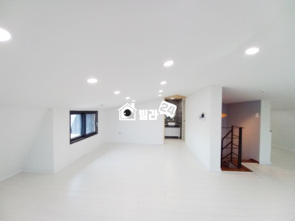 서울 송파구 문정동 ♥ 송파구 복층 너무 좋아요! 학교 가깝고 역 가깝고 인테리어 너무 이뻐요^^ 분양 매물번호 35361 사진 8