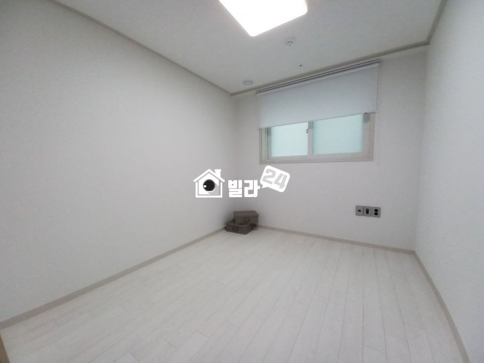 서울 구로구 구로동 !@ 구로역 인근 넓은 쓰리룸 / 특가로 모시겠습니다~!! 분양 매물번호 35277 사진 7