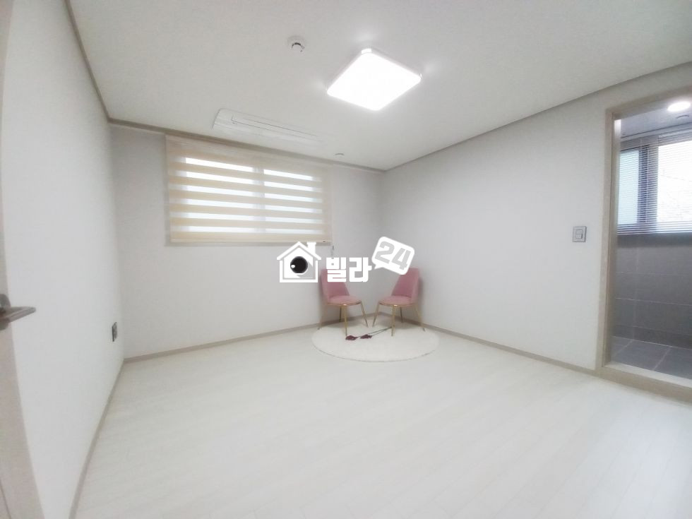 서울 서초구 방배동 ##방배역세권 / 방배동에 이정도 넓은 쓰리룸 귀합니다! 바로 ☎ ☎ ☎ ☎ ☎ 분양 매물번호 35379 사진 6