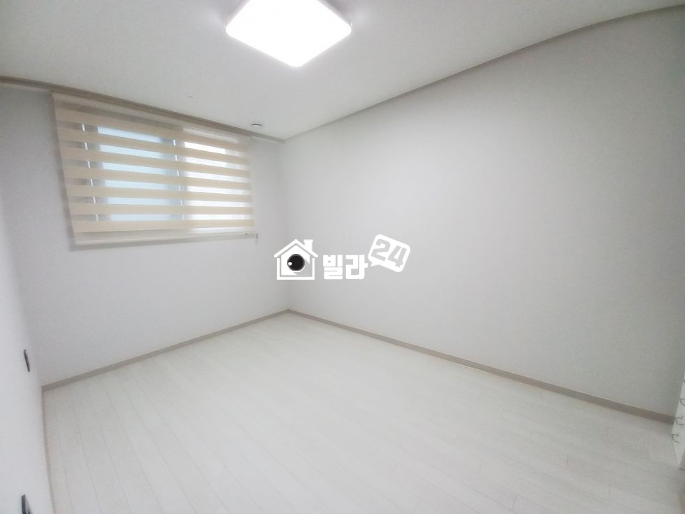 서울 서초구 방배동 ##방배역세권 / 방배동에 이정도 넓은 쓰리룸 귀합니다! 바로 ☎ ☎ ☎ ☎ ☎ 분양 매물번호 35379 사진 7