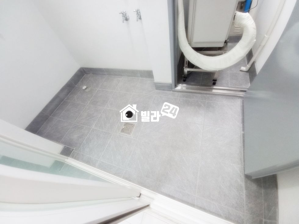 서울 서초구 방배동 ##방배역세권 / 방배동에 이정도 넓은 쓰리룸 귀합니다! 바로 ☎ ☎ ☎ ☎ ☎ 분양 매물번호 35379 사진 9