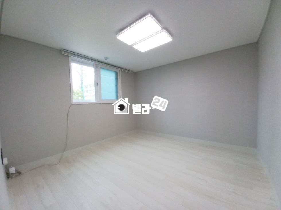 서울 송파구 풍납동 #천호역 도보7분 역세권 쓰리룸 / 채광 잘들어오고 환해요 / 전세가능 !! 분양 매물번호 35397 사진 5