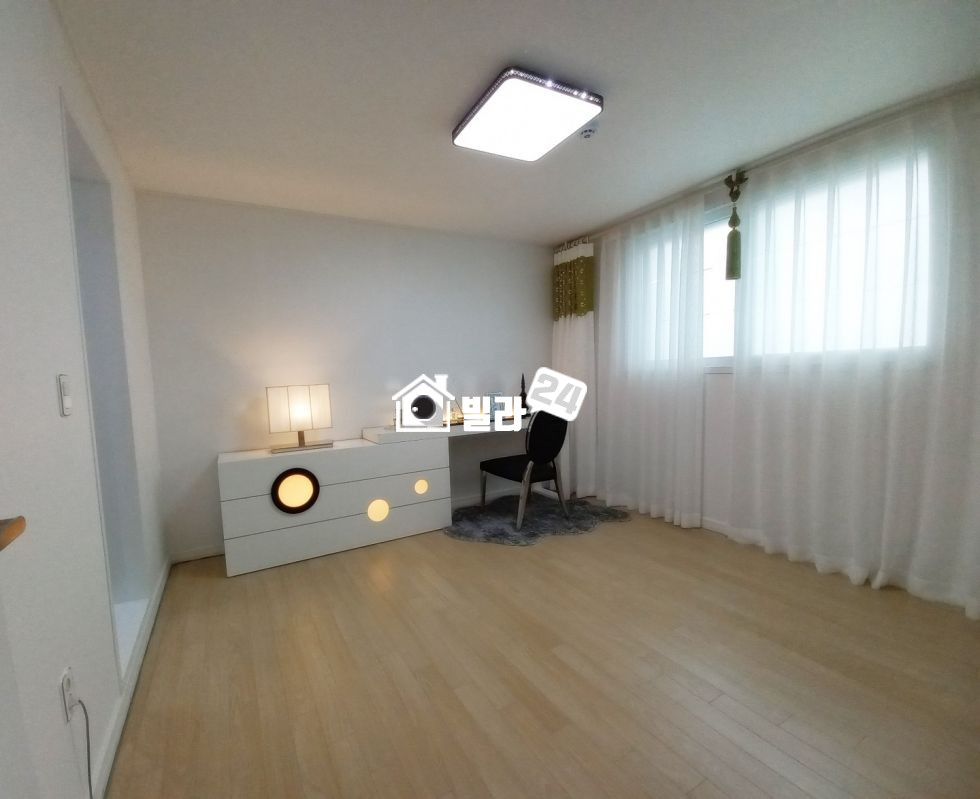 경기 수원권선구 세류동 ♥ 세류동에서 가장 넓은 집 / 주방이 쭉~~~ 길어도 너무 길어 / 위치도 좋구요 ^^ 분양 매물번호 35399 사진 6
