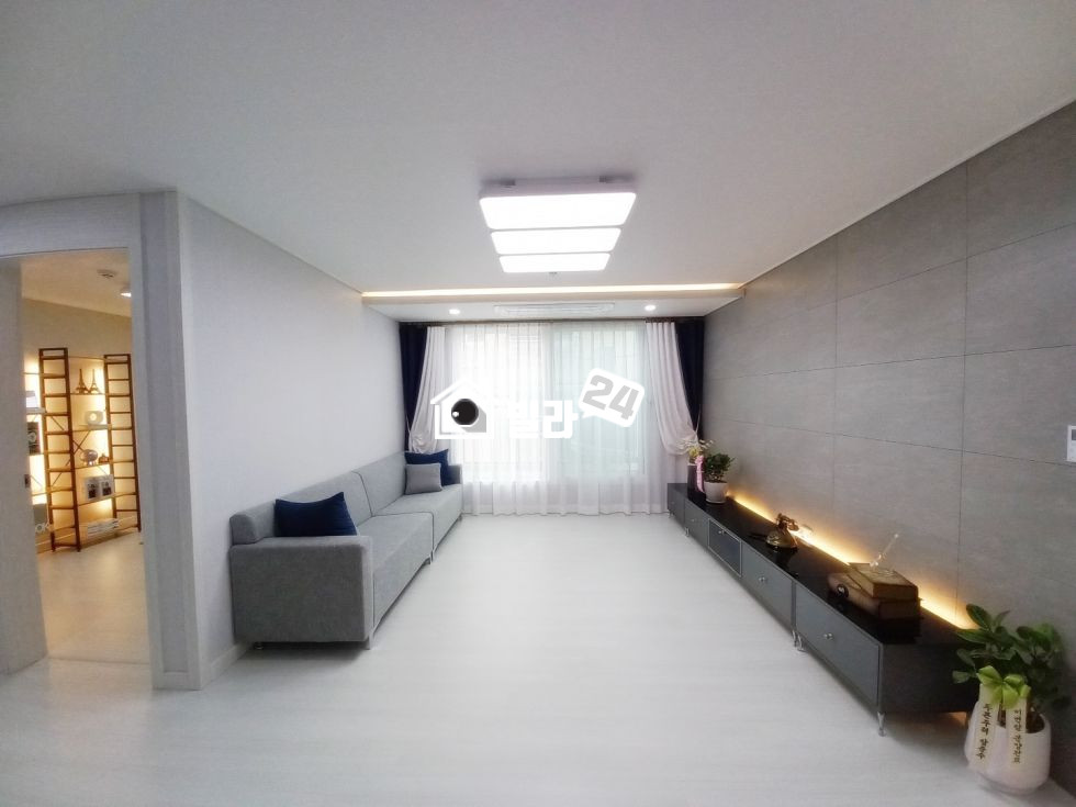 경기 수원권선구 세류동 ♥ 세류동에서 가장 큰 집 / 아파트평 4베이 남향 / 끝내주는 구조!! 분양 매물번호 35401 사진 1