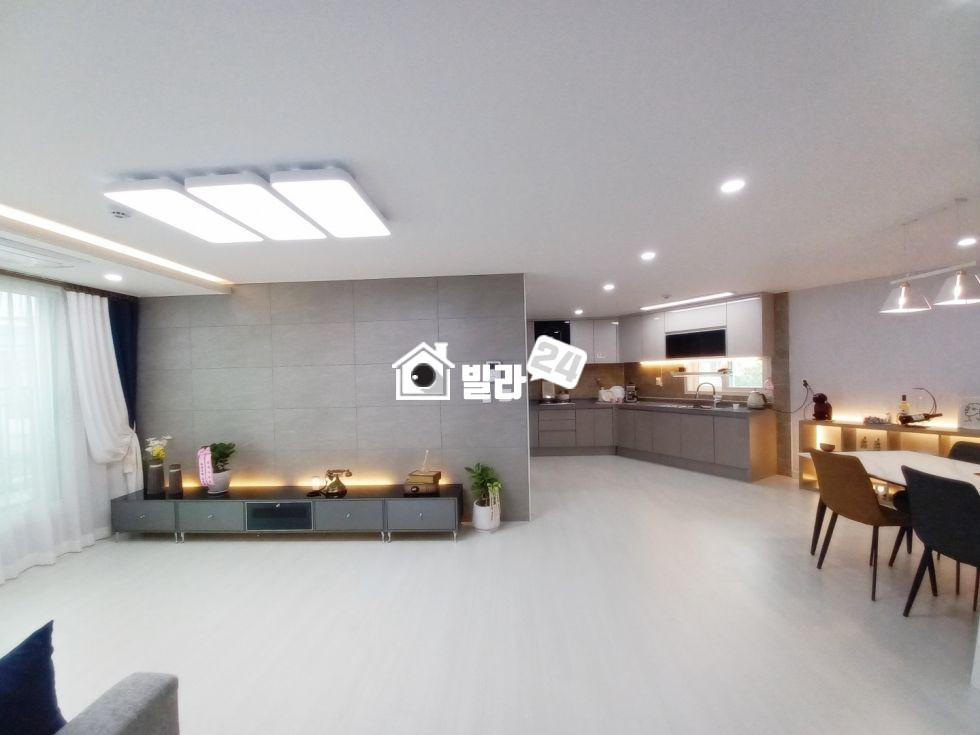 경기 수원권선구 세류동 ♥ 세류동에서 가장 큰 집 / 아파트평 4베이 남향 / 끝내주는 구조!! 분양 매물번호 35401 사진 3