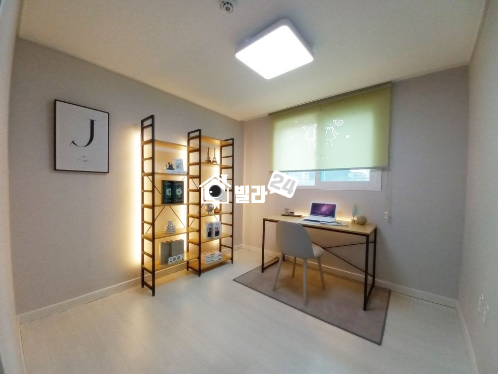 경기 수원권선구 세류동 ♥ 세류동에서 가장 큰 집 / 아파트평 4베이 남향 / 끝내주는 구조!! 분양 매물번호 35401 사진 8