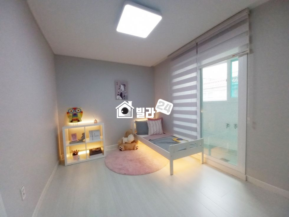 경기 수원권선구 세류동 ♥ 세류동에서 가장 큰 집 / 아파트평 4베이 남향 / 끝내주는 구조!! 분양 매물번호 35401 사진 9