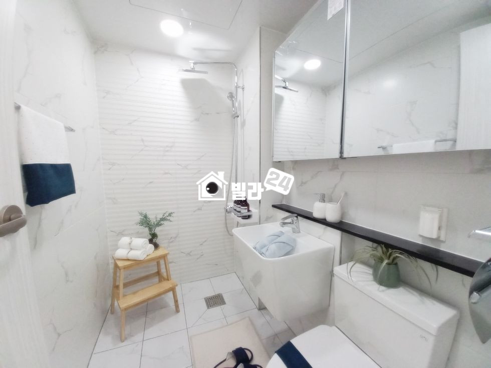 경기 수원권선구 세류동 ♥ 세류동에서 가장 큰 집 / 아파트평 4베이 남향 / 끝내주는 구조!! 분양 매물번호 35401 사진 12