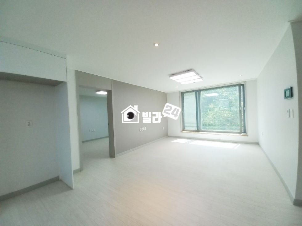 충남 천안동남구 북면 연춘리 ★ 천안 연춘리 정말 넓은 쓰리룸 / 빌라 대단지 형성 / 산 조망 전원생활 느끼기 좋아요 ★ 분양 매물번호 34877 사진 2