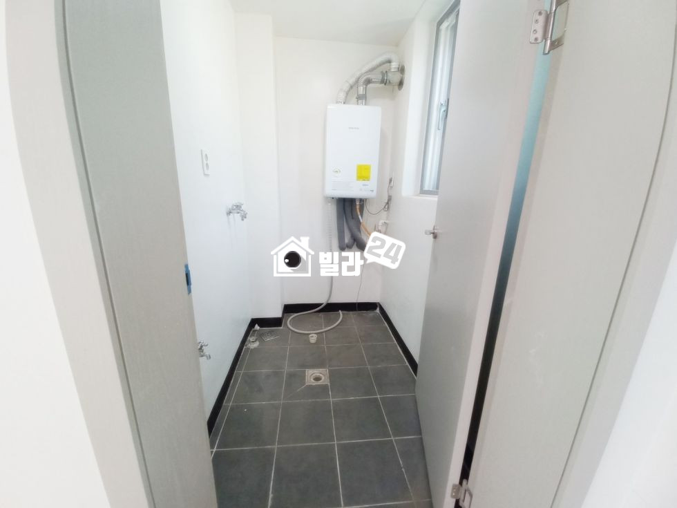 충남 천안동남구 북면 연춘리 ★ 천안 연춘리 정말 넓은 쓰리룸 / 빌라 대단지 형성 / 산 조망 전원생활 느끼기 좋아요 ★ 분양 매물번호 34877 사진 10