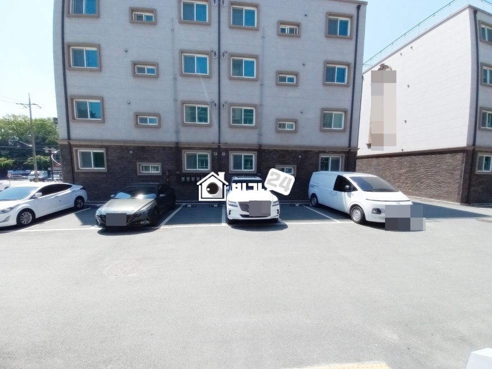 충남 천안동남구 목천읍 신계리 ♠ 신계리 6개동 대단지 넓은 쓰리룸 / 생활인프라 / 일렬주차에 단지 깔끔 / 대출 잘나와요~ 바로 연락주세요~!! 분양 매물번호 35230 사진 11