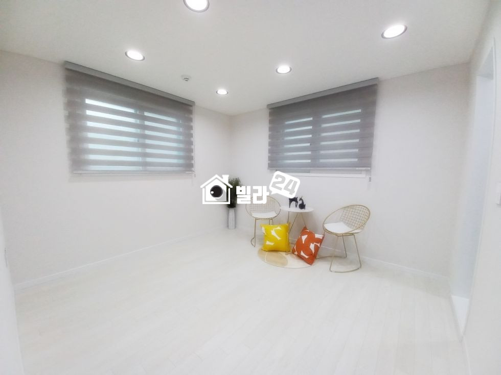 서울 도봉구 쌍문동 !쌍문역세권/ 초등학교 옆 / 거실주방 넓은 평수 / 인테리어 깔끔 !! 분양 매물번호 34630 사진 8