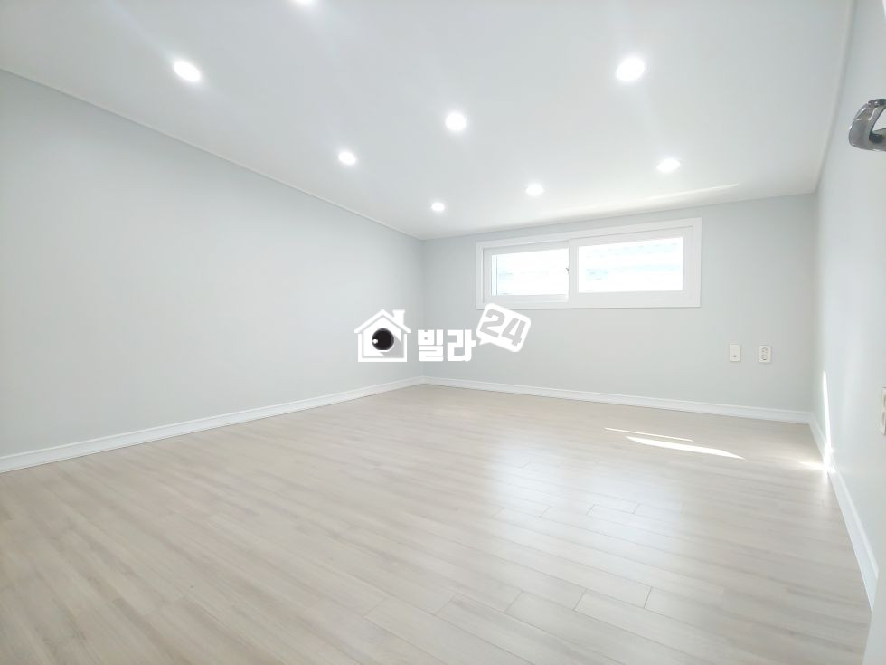 경기 수원팔달구 고등동 ★ ☆ 도심속 복층 ☆★ 힐링과 복층에서 보이는전망이 너무좋은집 분양 매물번호 30382 사진 9