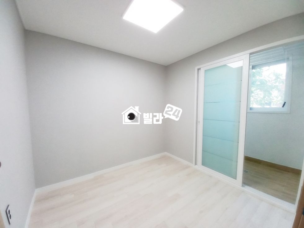 경기 수원권선구 서둔동 ▶ 서둔동 넓은 쓰리룸 / 전망 좋고 신혼부부 강력추천 !!! 분양 매물번호 34428 사진 9