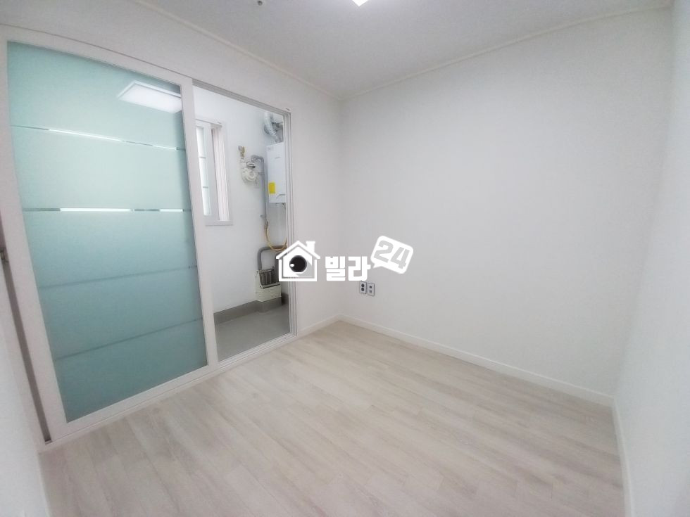 서울 구로구 개봉동 ◆ 개봉동 인테리어 좋은 투룸 풀옵션 / 초등학교 옆 / 전세 가능 / 개봉동 매물 최다!! 분양 매물번호 35330 사진 7