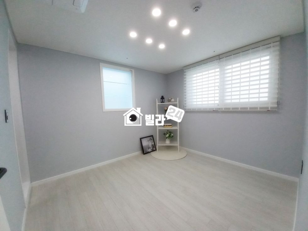 서울 구로구 개봉동 ★ 개봉역세권 / 가격 좋은 쓰리룸 / 잔여 3세대 / 초등학교 옆 / 분양 매물번호 35173 사진 8