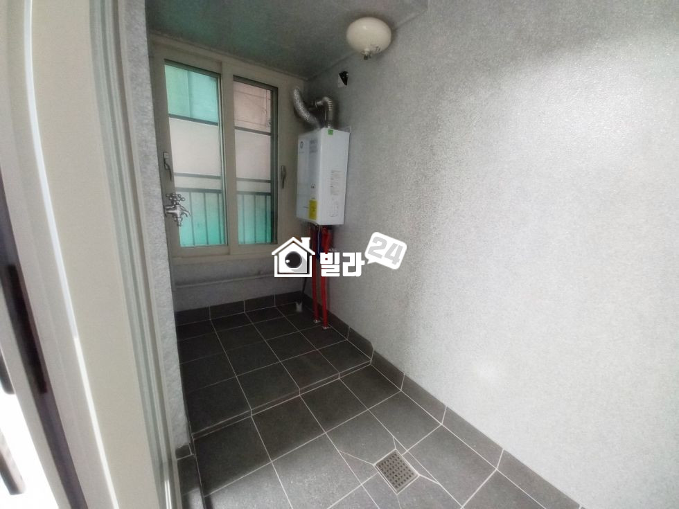 서울 영등포구 신길동 ▶ 신길동 아주 귀한 쓰리룸!! / 갭투자 / 붙박이장 / 학교 인접 !!@@@ 분양 매물번호 34751 사진 10